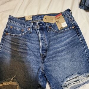 Womens Levi's shorts 29